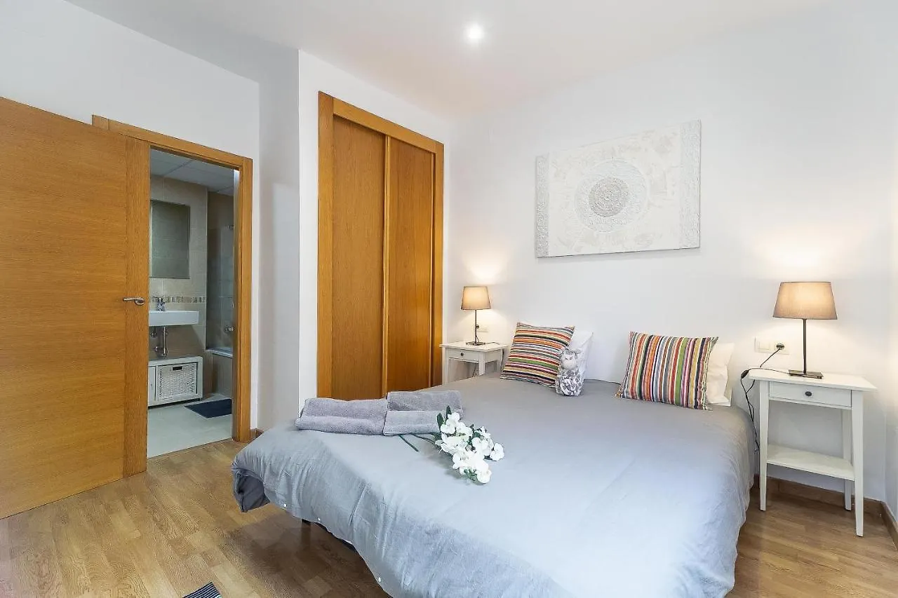 Central Malaga Apartment At Mitjana Plaza